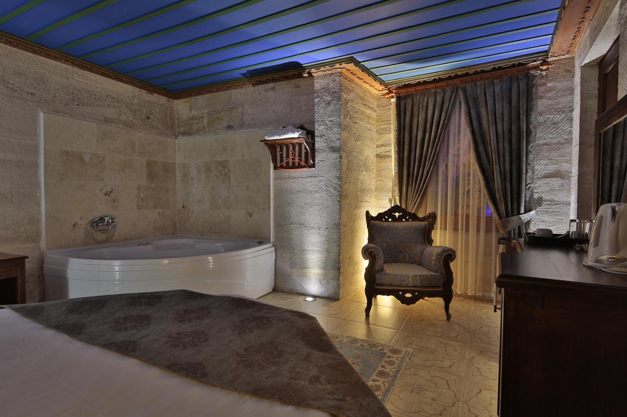 Hermes Cave Hotel Учисар Экстерьер фото