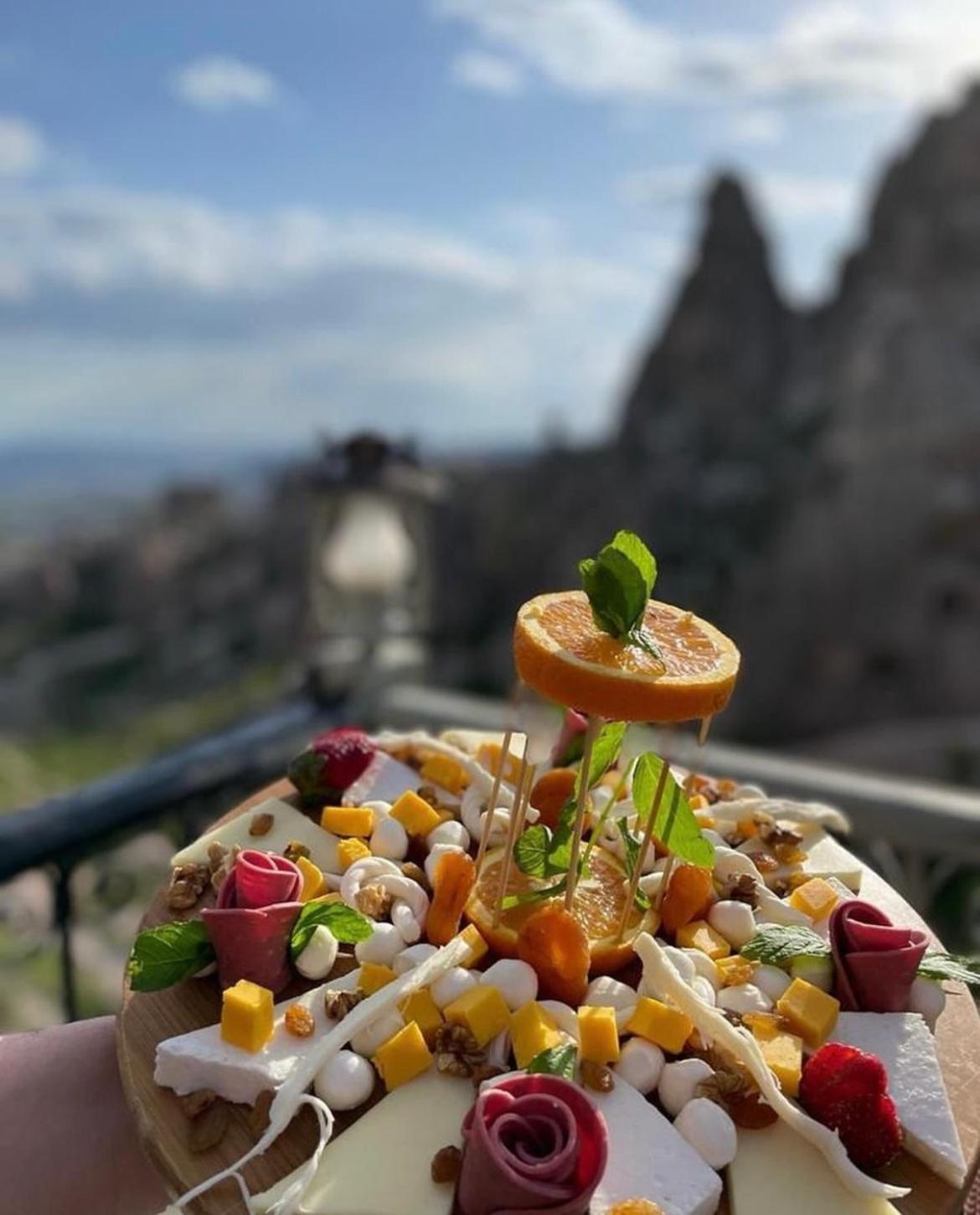 Hermes Cave Hotel Учисар Экстерьер фото