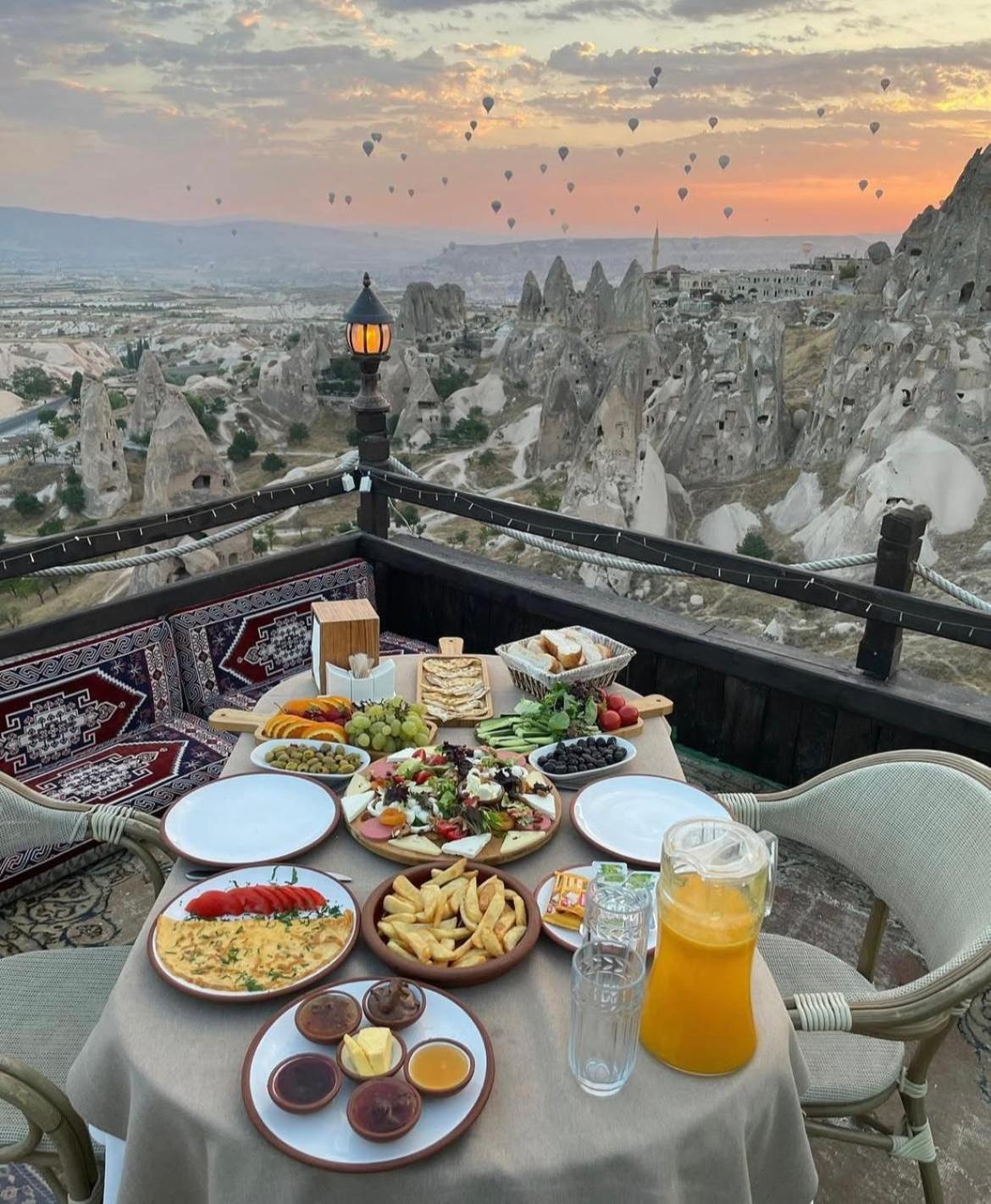 Hermes Cave Hotel Учисар Экстерьер фото