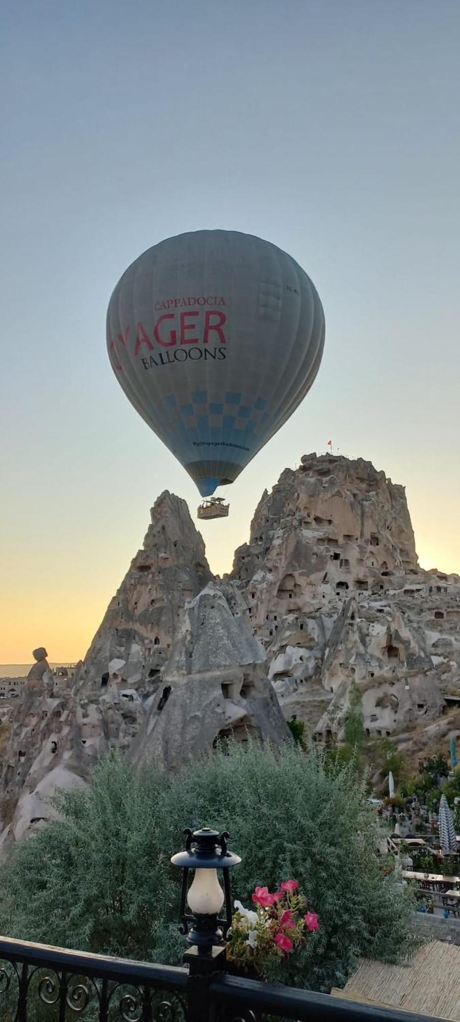 Hermes Cave Hotel Учисар Экстерьер фото