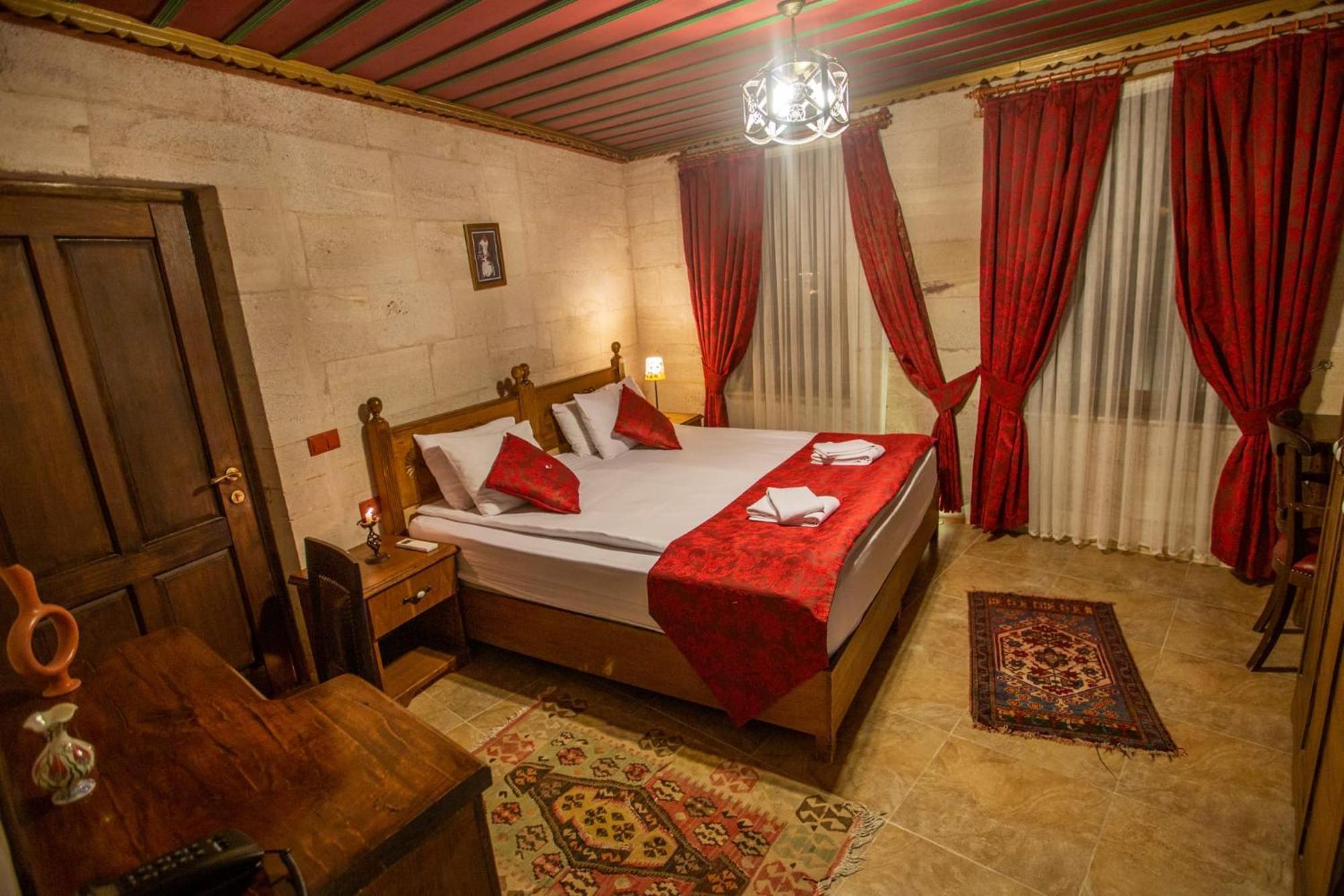 Hermes Cave Hotel Учисар Экстерьер фото