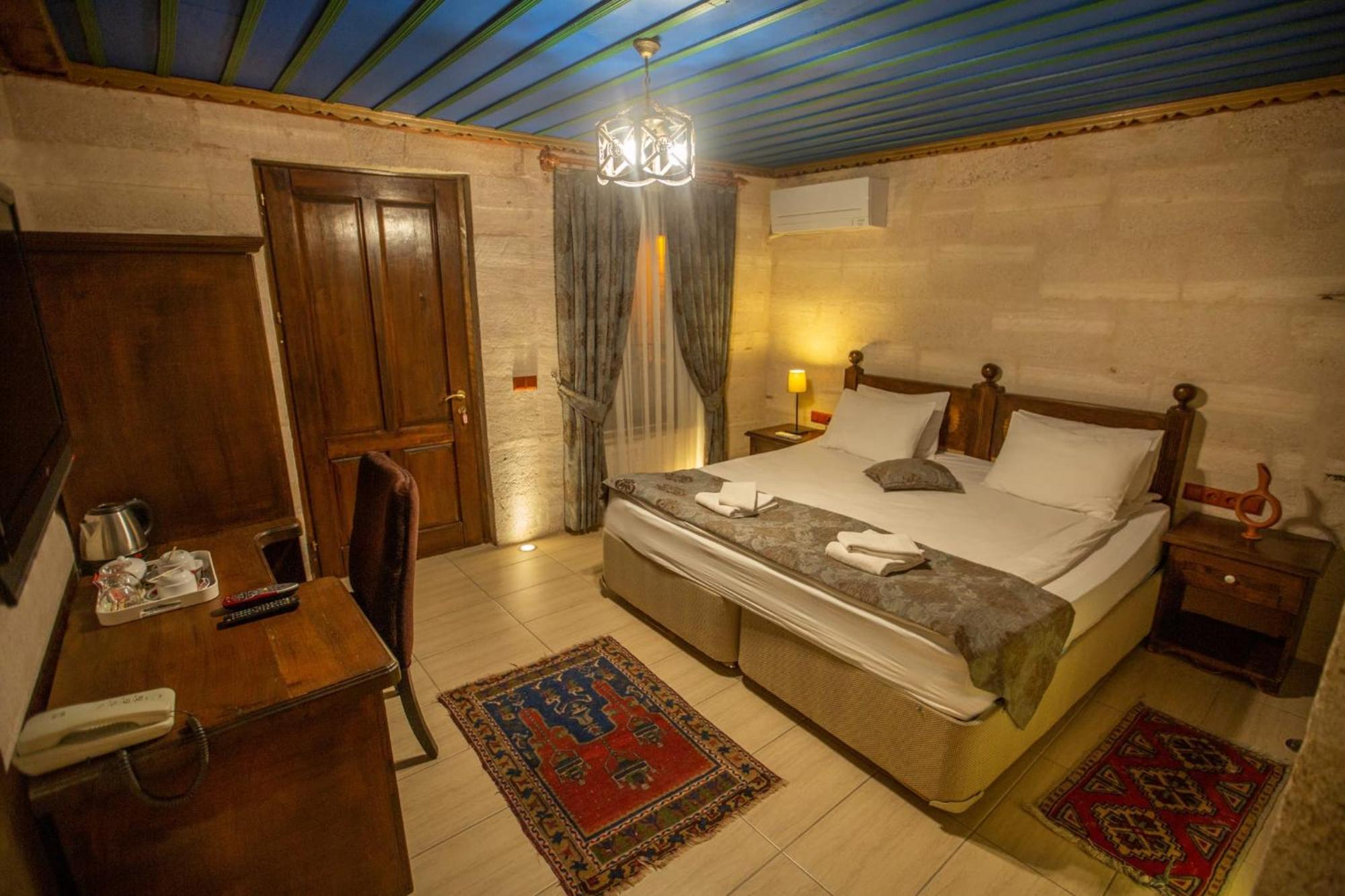 Hermes Cave Hotel Учисар Экстерьер фото
