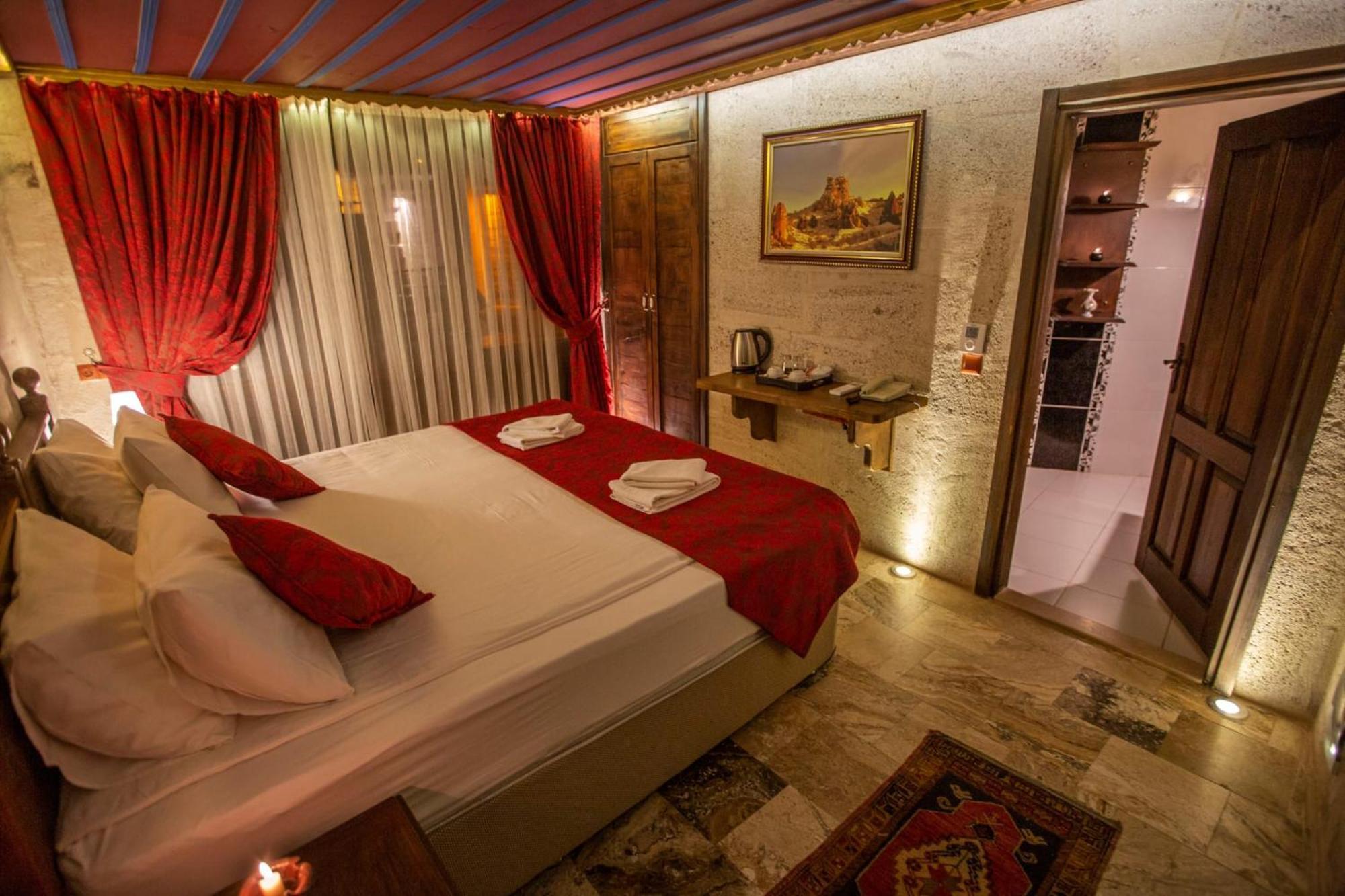 Hermes Cave Hotel Учисар Экстерьер фото